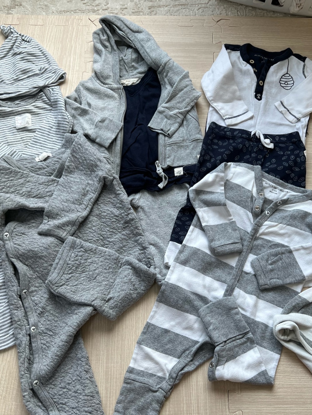 Baby Boys organic cotton bundle from Burt’s bees size 3-6 months includes 11 itm